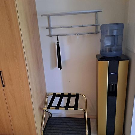 Emajoe Keeltekool Apartment Tartu Bagian luar foto