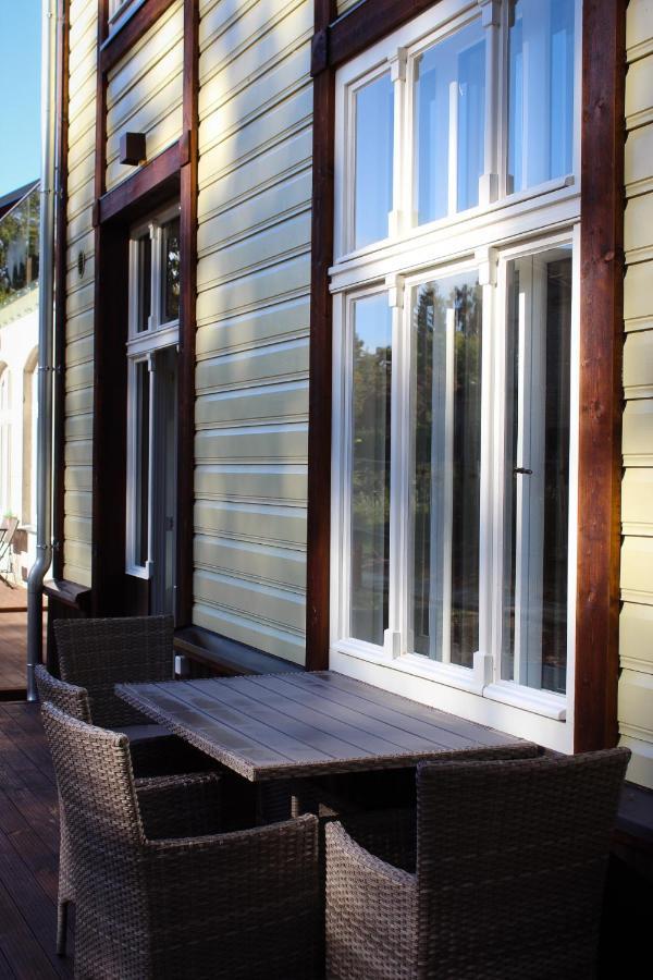 Emajoe Keeltekool Apartment Tartu Bagian luar foto